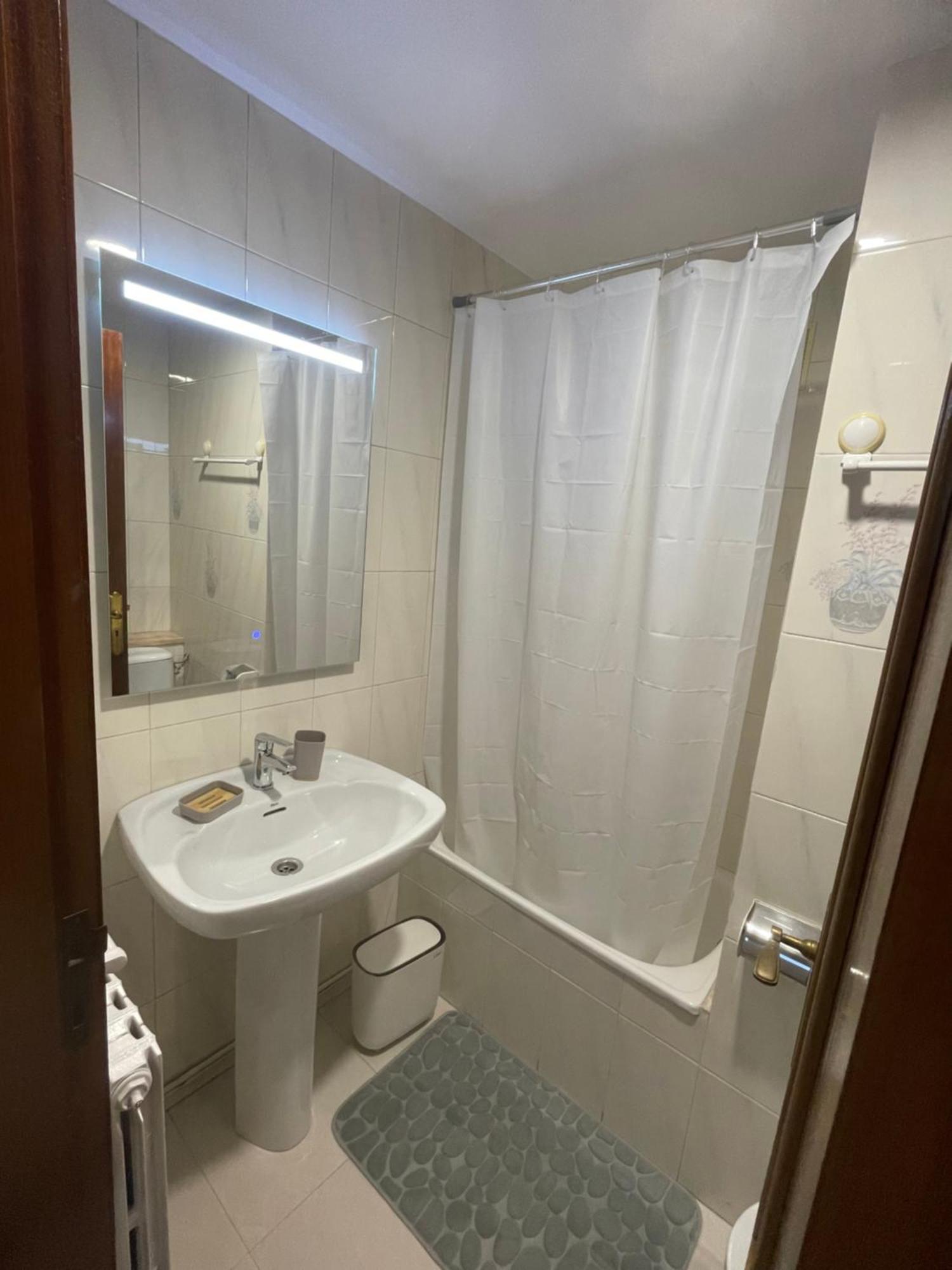 Apartamentos Demar Luis Casais O Grove Zimmer foto