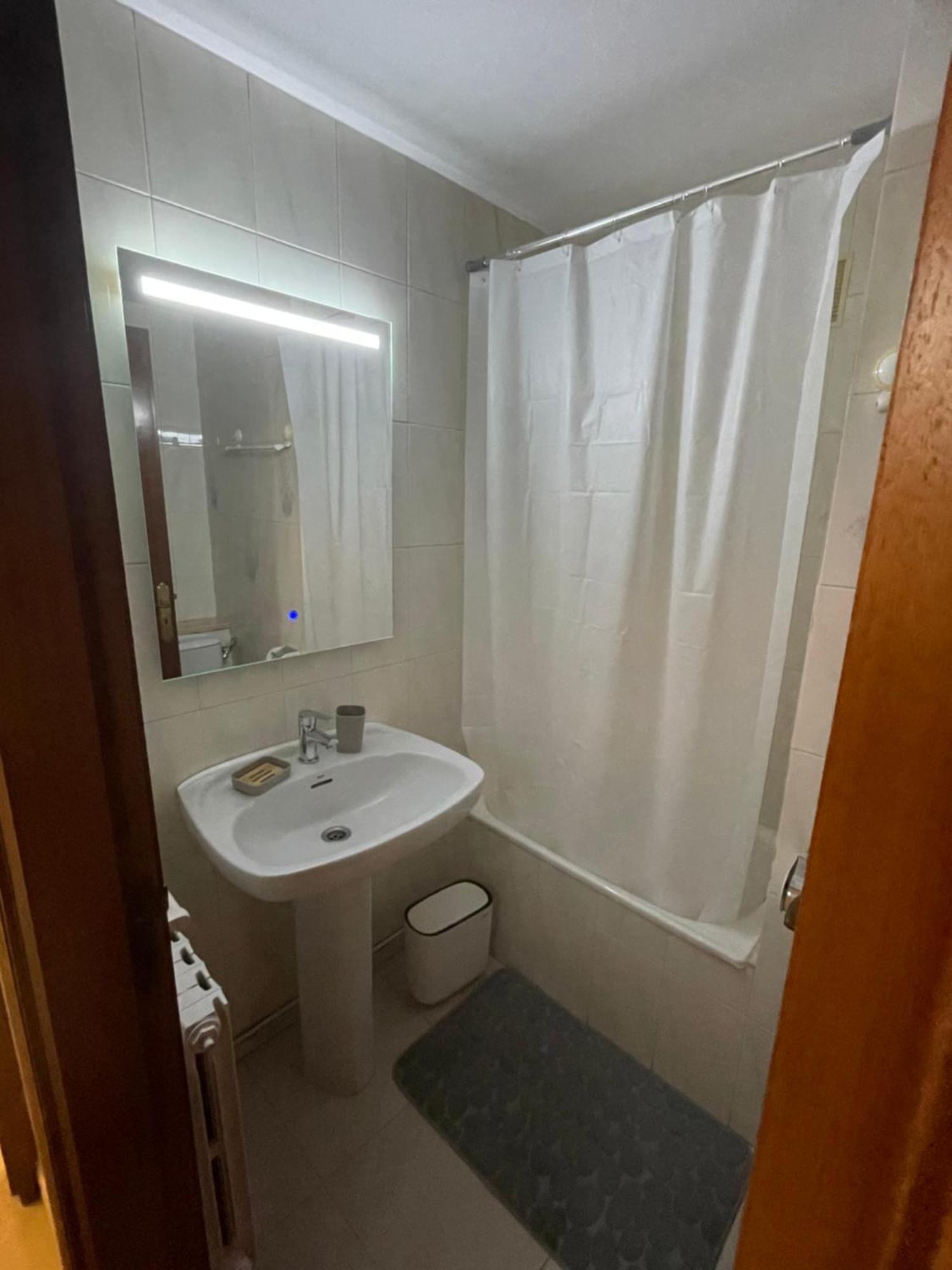 Apartamentos Demar Luis Casais O Grove Zimmer foto
