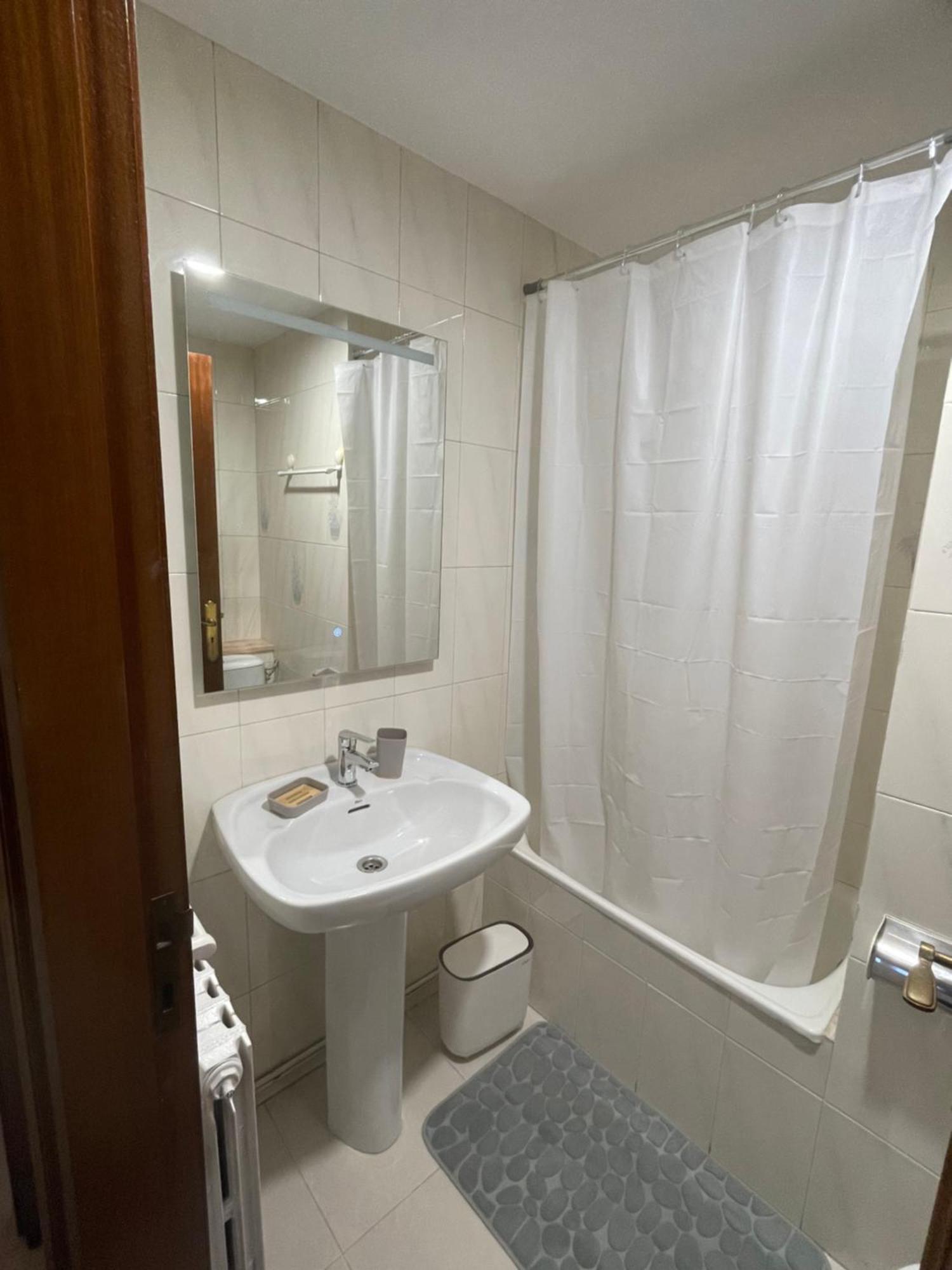 Apartamentos Demar Luis Casais O Grove Zimmer foto